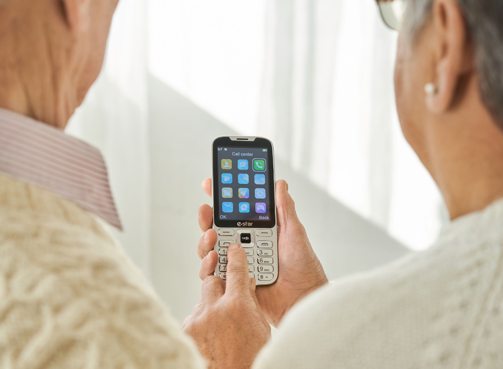 Mobilní telefon eStar X35 stříbrný