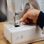 Šicí stroj Solac SW8230 coton 16.0 bílý Šicí stroj Solac SW8230 coton 16.0 bílý