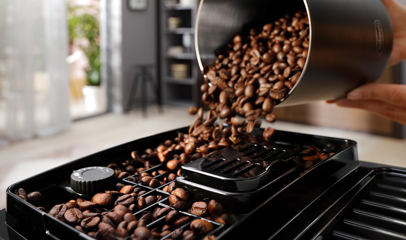 Espresso De'Longhi ECAM 220.80.SB Magnifica Start Milk
