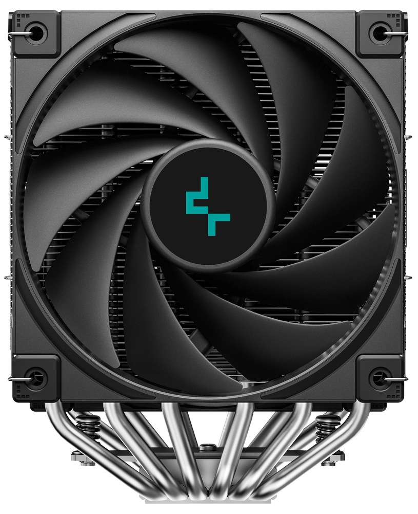 Chladič CPU DeepCool AK620 Digital SE černý Na obrázku je chladič CPU DeepCool AK620 Digital SE z čelního pohledu. Většinu plochy zabírá velký černý ventilátor s více lopatkami a kulatým středem s logem. Za ventilátorem jsou skrz mezery vidět hustá kovová žebra dvojité věže chladiče. Dole vyčnívá šest stříbrných zahnutých trubiček (heatpipe), které odvádějí teplo od procesoru do žeber.