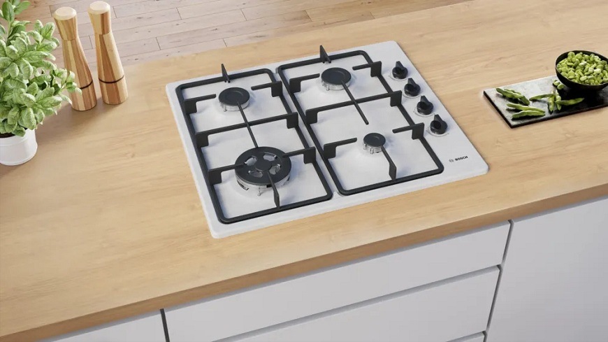 Plynová varná deska Bosch Serie 2 PBH6B5K60 šedá Plynová varná deska Bosch PBH6B5K60 v kuchyňské lince