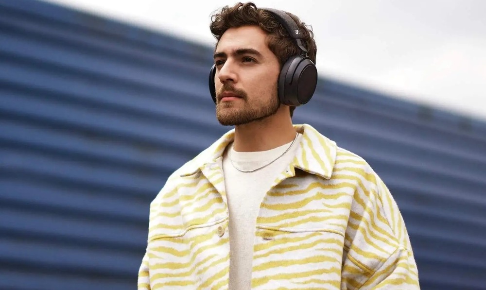 Sennheiser Momentum 4 Wireless