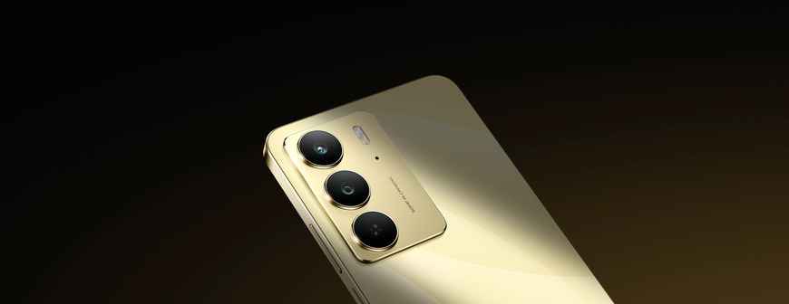 realme C75 8 GB / 256 GB, černá