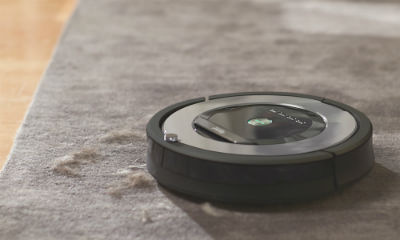 Robotický vysavač iRobot Roomba 886 stříbrný