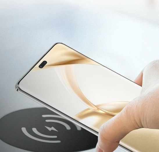Mobilní telefon HONOR 200 Pro 5G 12 GB / 512 GB bílý