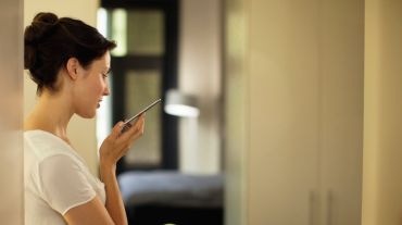 Chytrá žárovka Philips Hue Bluetooth 7W, E27, White Chytrá žárovka Philips Hue Bluetooth 7W, E27, White