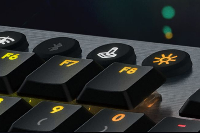 Klávesnice Logitech Gaming G915 Lightspeed RGB, Tactile, US černá