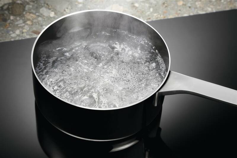Indukční varná deska Electrolux LIR60433B černá Indukční varná deska Electrolux LIR60433B černá