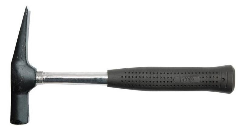 Kladivo YATO TO-32715 600g