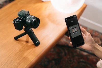 Digitální fotoaparát Sony ZV-E10, tělo černý Digitální fotoaparát Sony ZV-E10, tělo černý