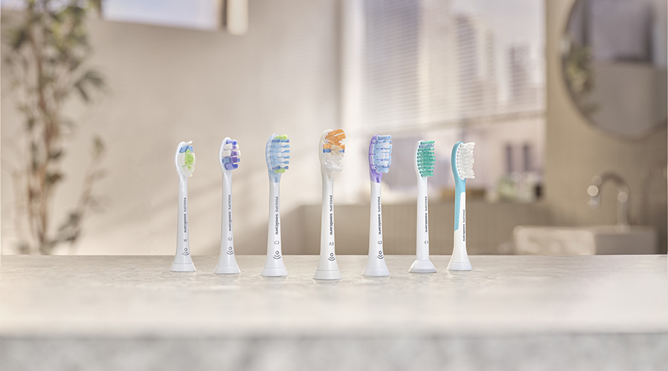 Sedm různých hlavic ke kartáčku Philips HX4033/21 Sonicare 3100