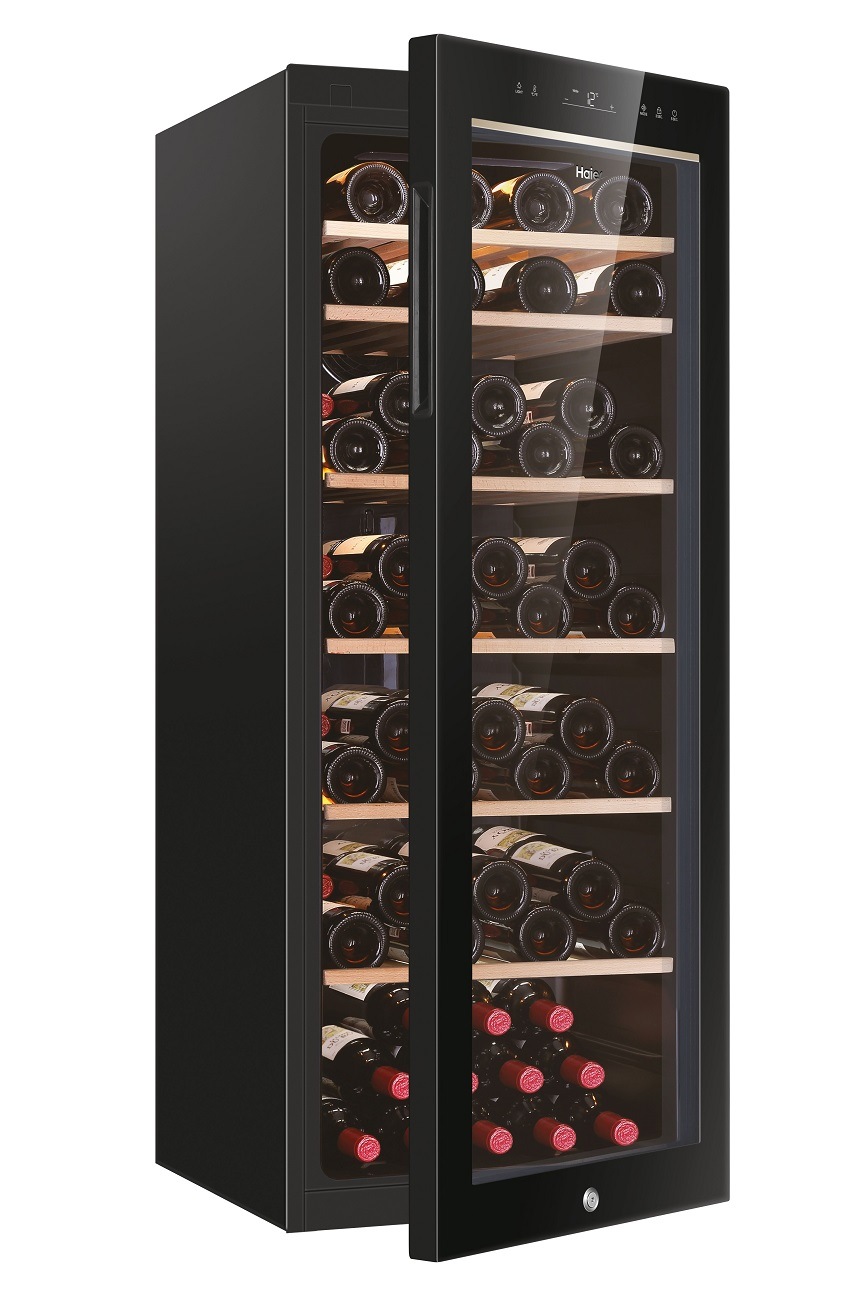 Vinotéka Haier HWS84GA černá