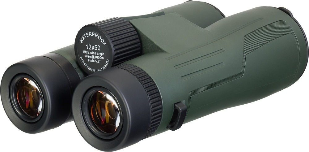 Dalekohled Levenhuk New Karma PRO ED 12x50 zelený Detail okulárů a ostřicího kolečka s označením parametrů