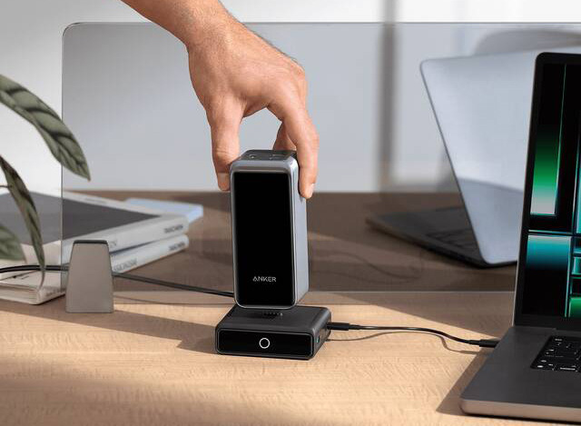 Nabíječka Anker Charging Base 100W pro powerbanky Anker Prime černá Nabíječka Anker Charging Base 100W pro powerbanky Anker Prime černá