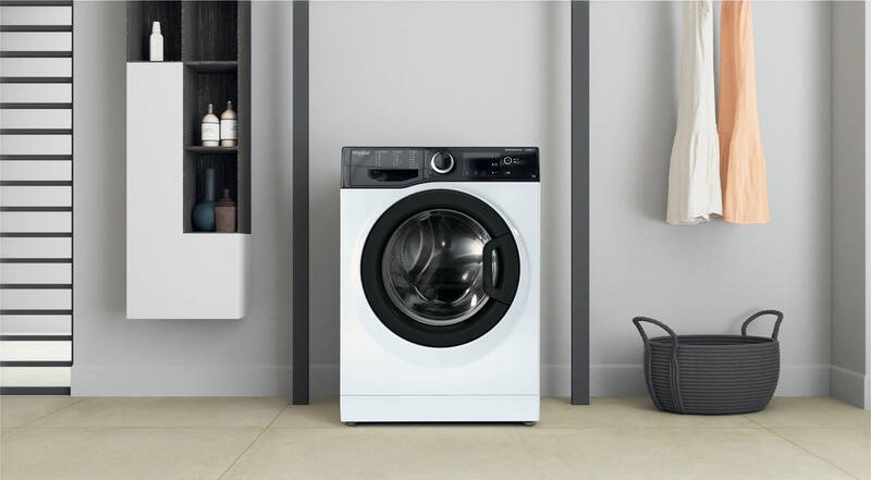 Pračka Whirlpool Natis WRSB 7238 BB EU, bílá