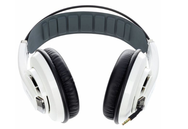Sluchátka Superlux HD681 EVO bílá