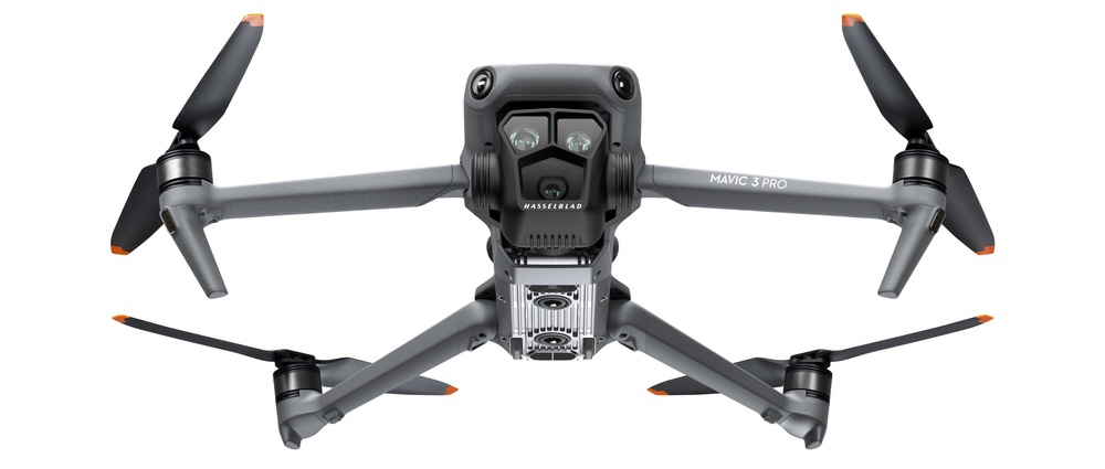 Dron DJI Mavic 3 Pro Fly More Combo (DJI RC PRO)