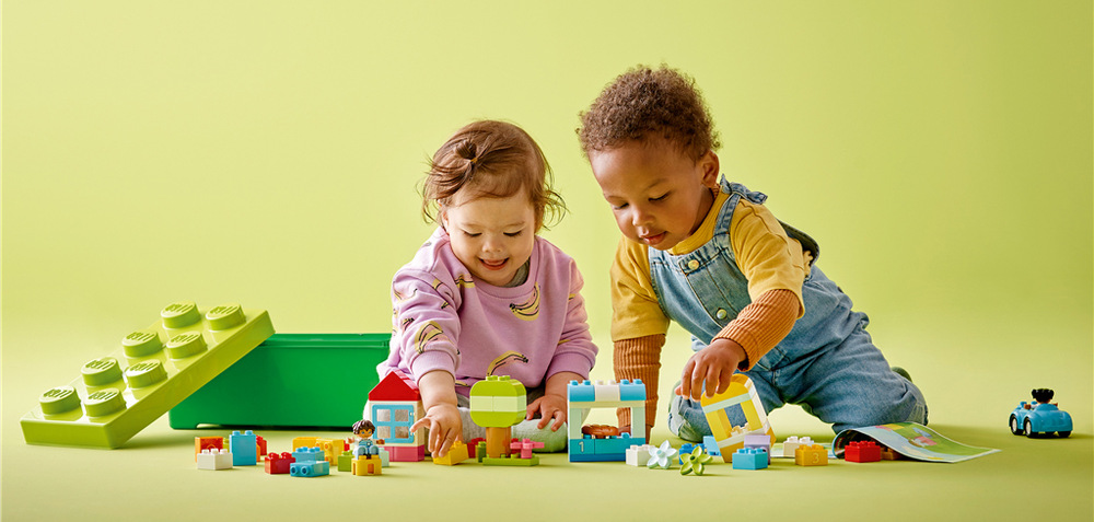 Stavebnice LEGO® DUPLO® 10913 Box s kostkami Zábavná stavebnice pro batolata nevyžaduje baterie a podporuje kreativitu, objevování i společné hraní
