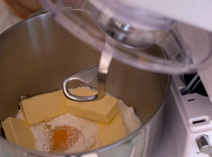 Kuchyňský robot Orava Chef-3 bílý Kuchyňský robot Orava Chef-3 bílý