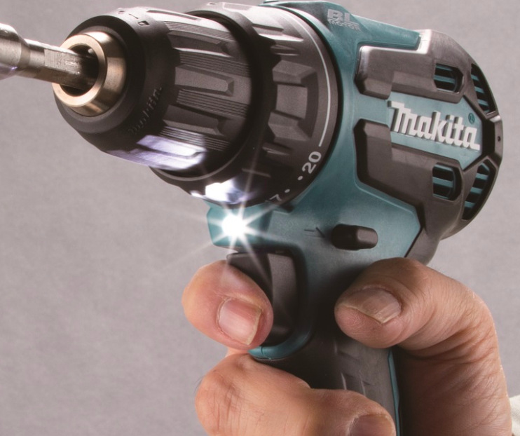 Vrtací šroubovák Makita DDF490WVE (s baterií)