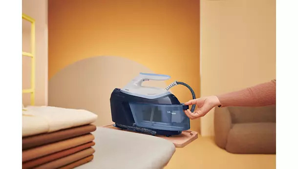 Žehlicí systém Philips PerfectCare PSG6026/20 modrý