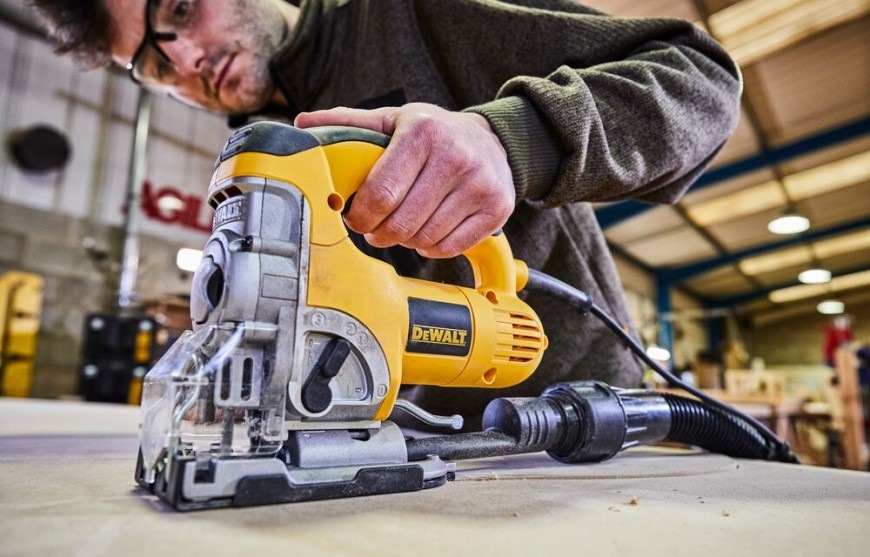 Přímočará pila Dewalt DW331K-QS Pila přímočará Dewalt DW331K-QS