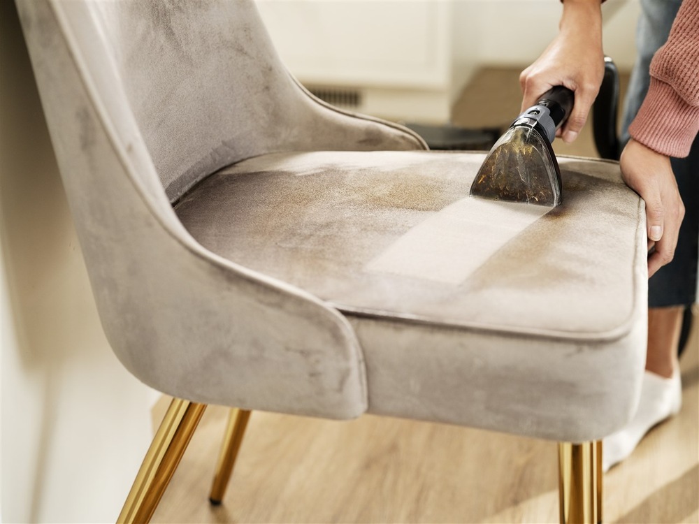 Čistič skvrn Bissell 3931N SpotClean C5 Pro černý Čistič skvrn Bissell 3931N SpotClean C5 Pro černý