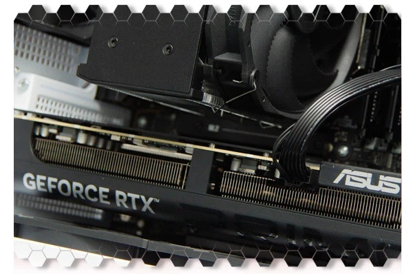 Herní počítač HAL3000 Alfa Gamer Micro Air bílý