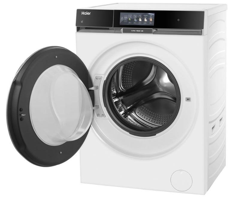 Otevřená dvířka pračky Haier