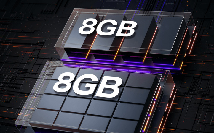 Mobilní telefon Infinix Note 30 PRO 8 GB / 256 GB zlatý
