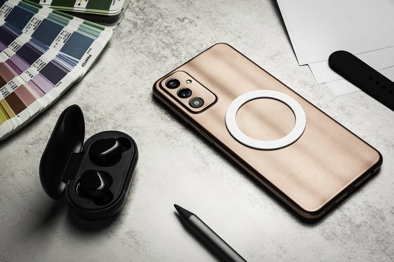 Magnetická nálepka FIXED MagPlate na mobilní telefony pro použití technologie MagSafe bílá