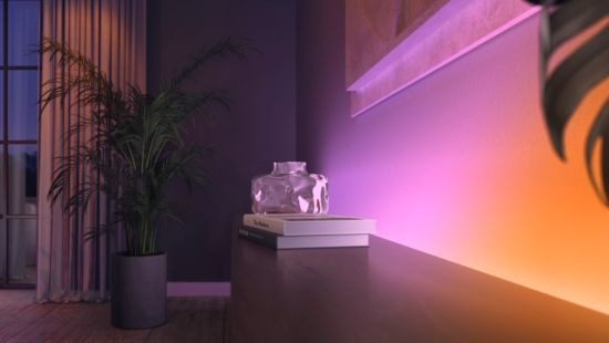 LED pásek Philips Hue Gradient Lightstrip 2m, White and Color Ambiance