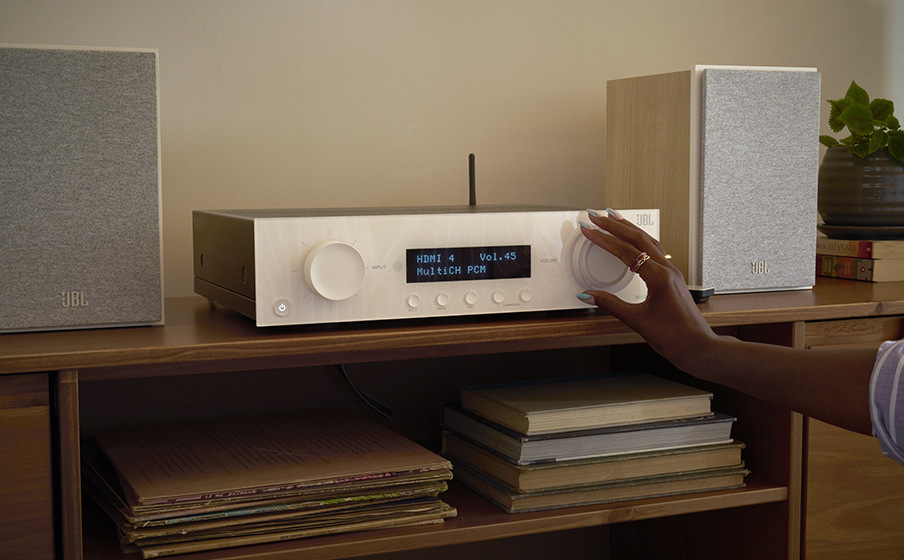 AV Receiver JBL MA310 černý AV Receiver JBL MA310 černý