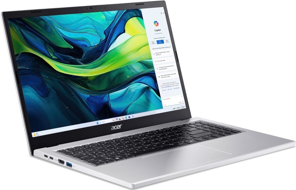 Pohled šikmo na levou stranu laptopu Aspire Go 15