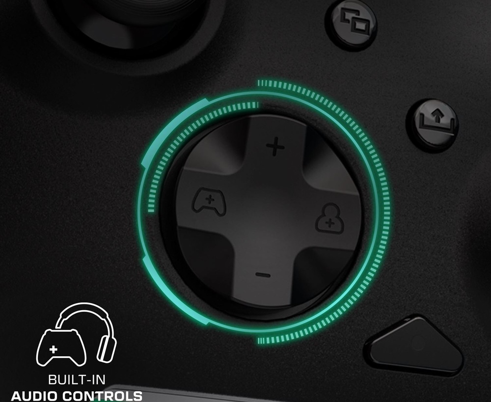 Gamepad Turtle Beach Rematch Core Wired, XBOX Series X/S, XBOX One, PC černý Ke gamepadu Turtle Beach Rematch Core Wired lze také připojit sluchátka a komunikovat s hráči během hraní.