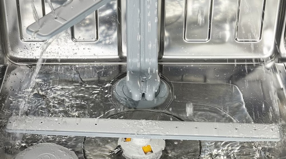 Myčka nádobí Miele G 5611 SC Active bílá Detail proudící vody v myčce