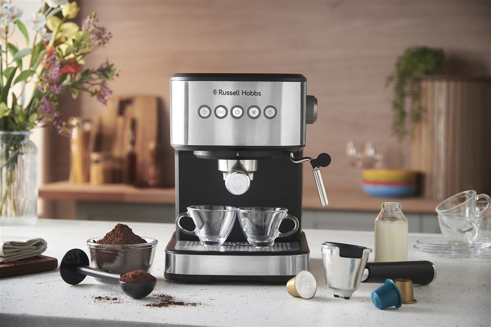 Pákový kávovar Russell Hobbs 28700-56 Heaton příprava espressa
