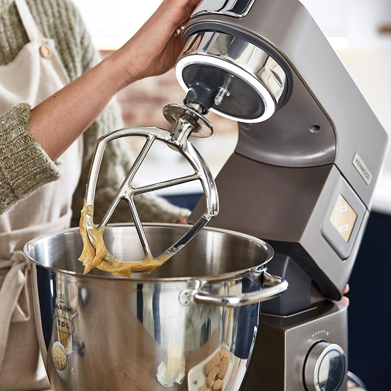 Kuchyňský robot KENWOOD Titanium Chef Patissier XL KWL90.244SI Kuchyňský robot KENWOOD Titanium Chef Patissier XL KWL90.244SI