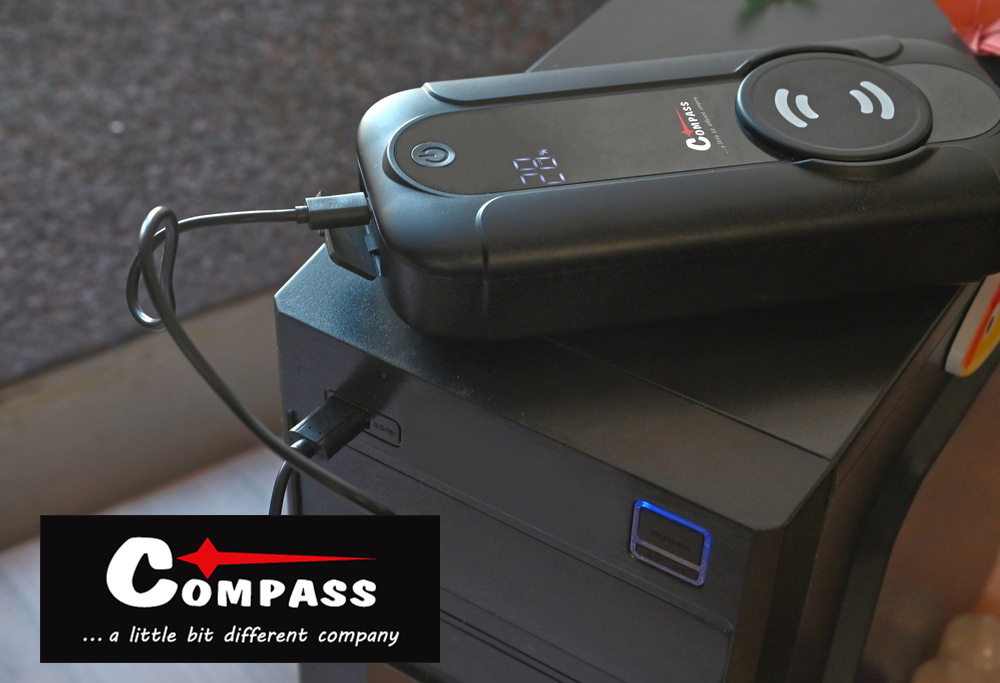 Startovací box Compass 8.000mAh 1000A s Qi bezdrátovým nabíjením