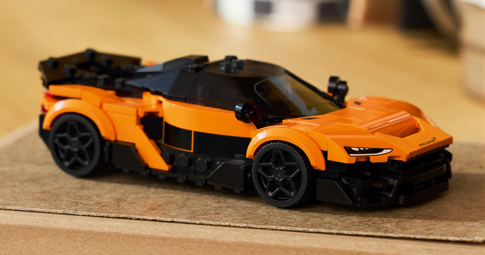 McLaren W1 si můžete sestavit z kostek LEGO a prohlédnout si jeho charakteristickou sportovní siluetu.