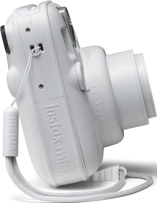 Instantní fotoaparát Fujifilm instax mini 13 fialový Detail instantního fotoaparátu instax mini 13 opřeného o stojánek, který je součástí poutka