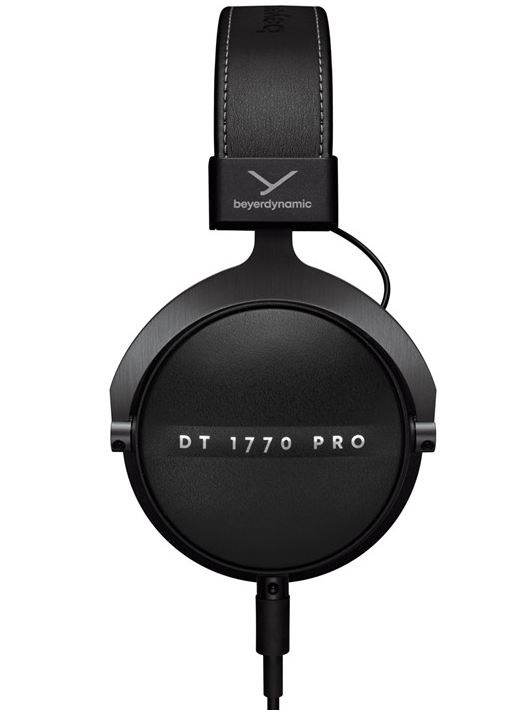 Sluchátka Beyerdynamic DT 1770 PRO MKII černá Sluchátka Beyerdynamic DT 1770 PRO MKII z boku