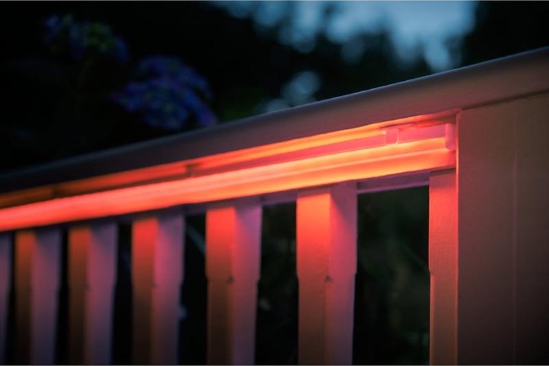 LED pásek Philips Hue Outdoor Strip 2m, White and Color Ambiance
