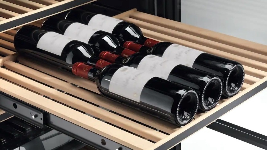 Vinotéka Miele KWT 7112 iG černá Vinotéka Miele KWT 7112 iG černá