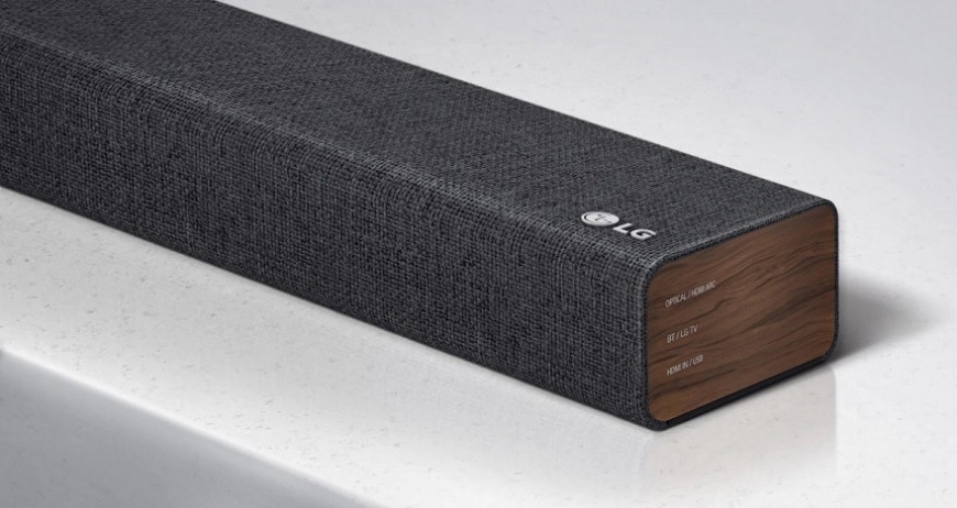 Soundbar LG SP2 černý/dřevo Soundbar LG SP2 černý/dřevo