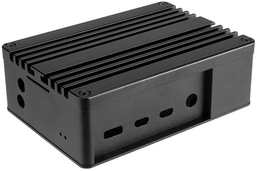 Case AKASA Pi 4 Pro Extended Aluminium case with Thermal Modules for Raspberry Pi 4 Model B černá AKASA Pi 4 Pro Extended zachovává přístup ke všem I/O prvkům Raspberry Pi 4, včetně konektorů pro HDMI, Ethernet, USB, GPIO, microSD kartu a dalších. Všechny porty jsou přesně vyříznuté pro snadné připojení bez nutnosti demontáže krytu, což zjednodušuje manipulaci i správu.