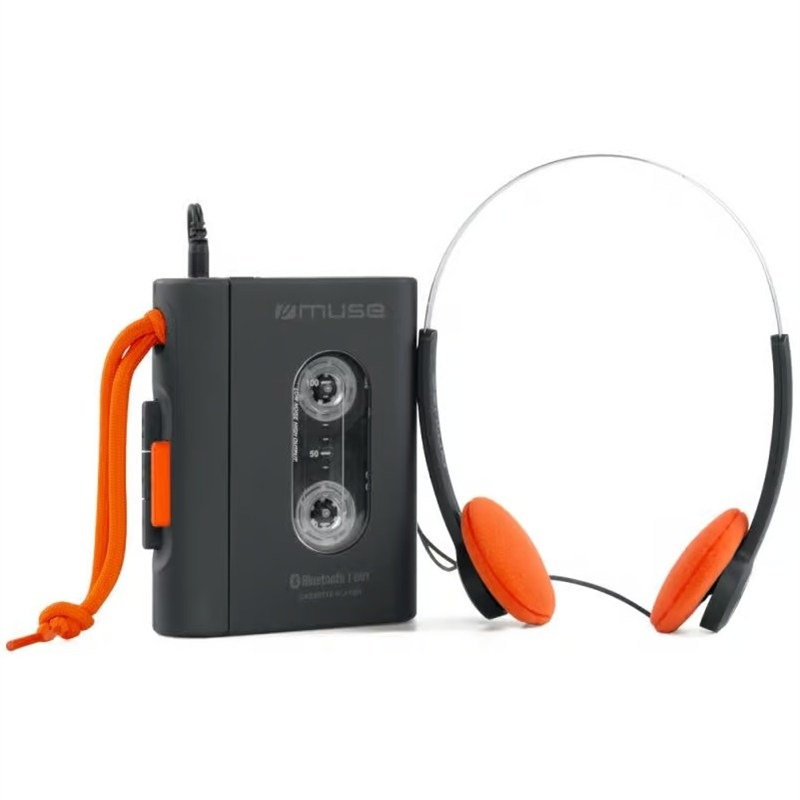 Walkman Muse M-136WM v černé barvě.
