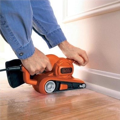 Pásová bruska Black-Decker KA86