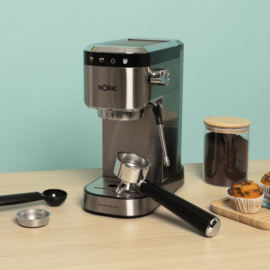 Pákový kávovar Solac Taste Slim D20 Inox s portafiltrem, odměrkou a sítkem