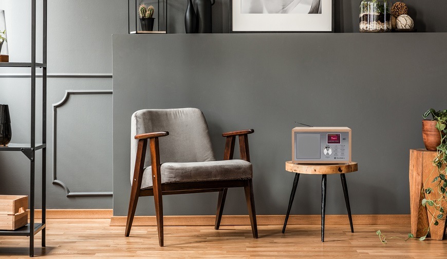 Radiopřijímač s DAB+ GoGEN DAB 620 BTCS stříbrný/hnědý